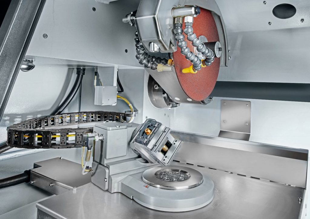 QATM Qness Floor-standing 5-axis Cutting Robot QCUT 430 BOT (Brillant 3D) gallery